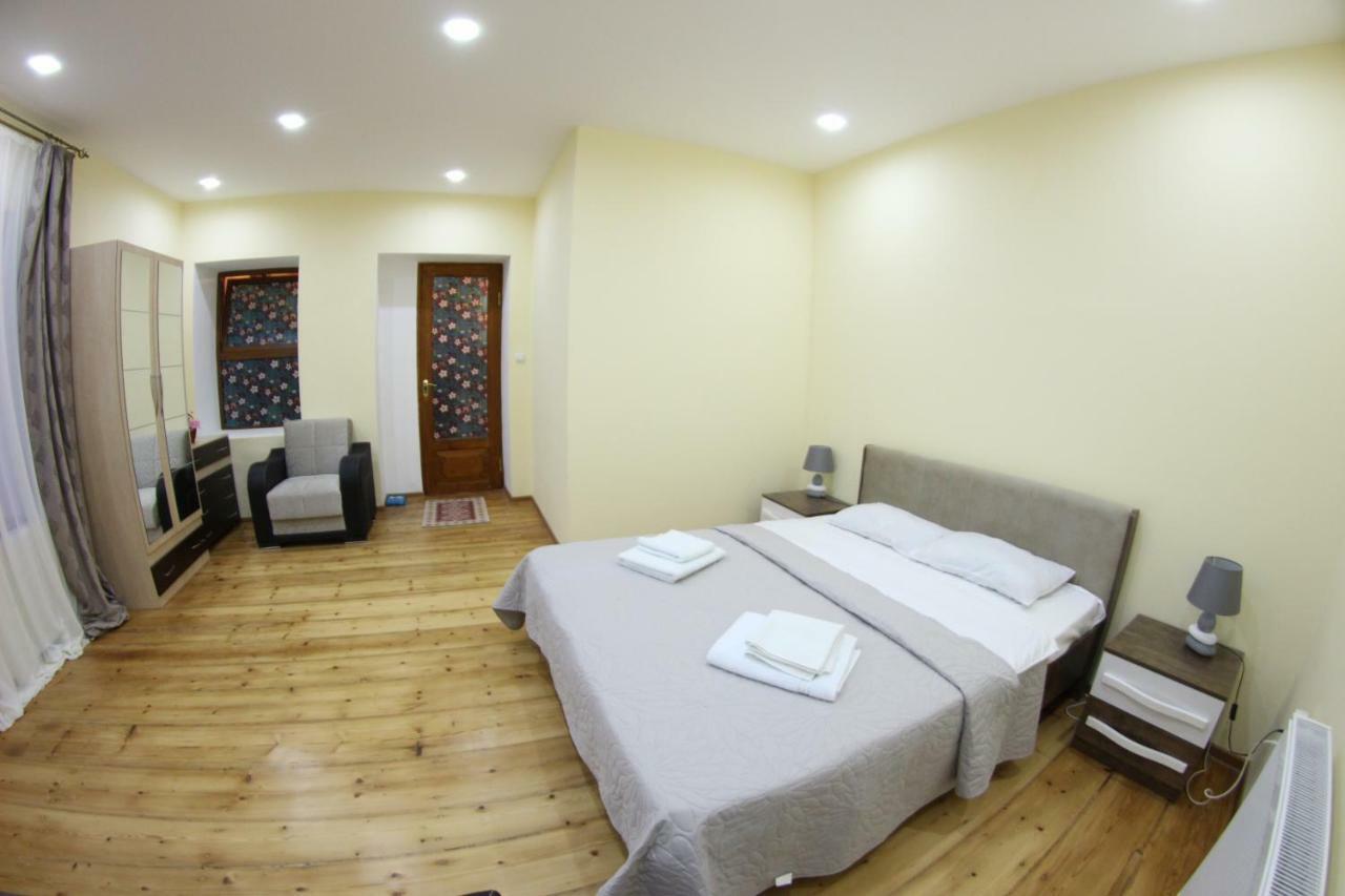 Old House Apartment With Garden Area Mtsʼkhetʼa Buitenkant foto