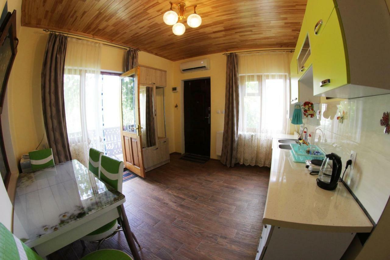 Old House Apartment With Garden Area Mtsʼkhetʼa Buitenkant foto