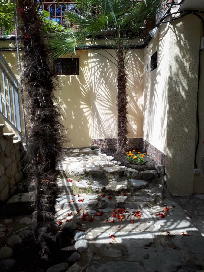 Old House Apartment With Garden Area Mtsʼkhetʼa Buitenkant foto